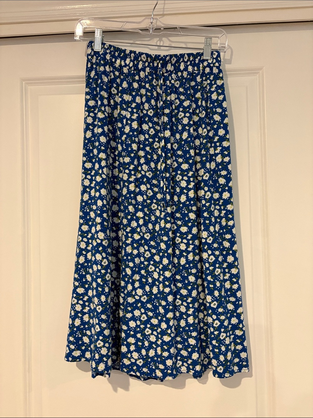 Blue Floral Midi Skirt with Elastic Waistband